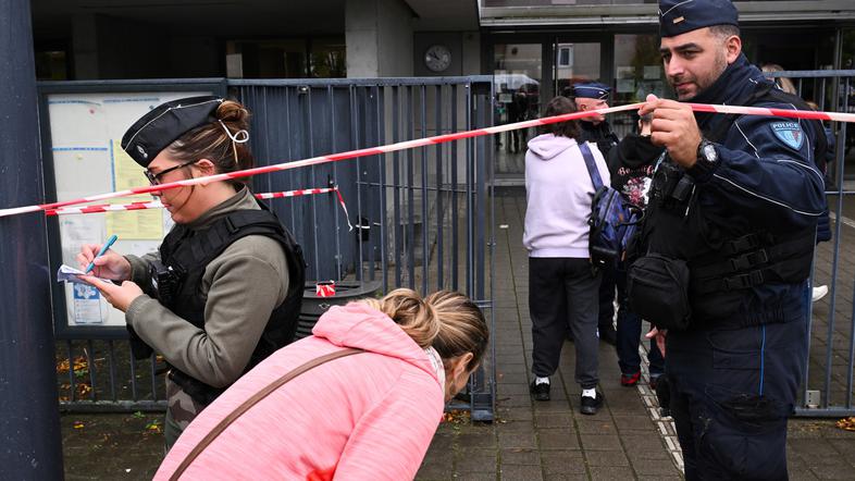 francija policija srednja šola