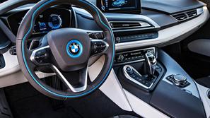BMW i