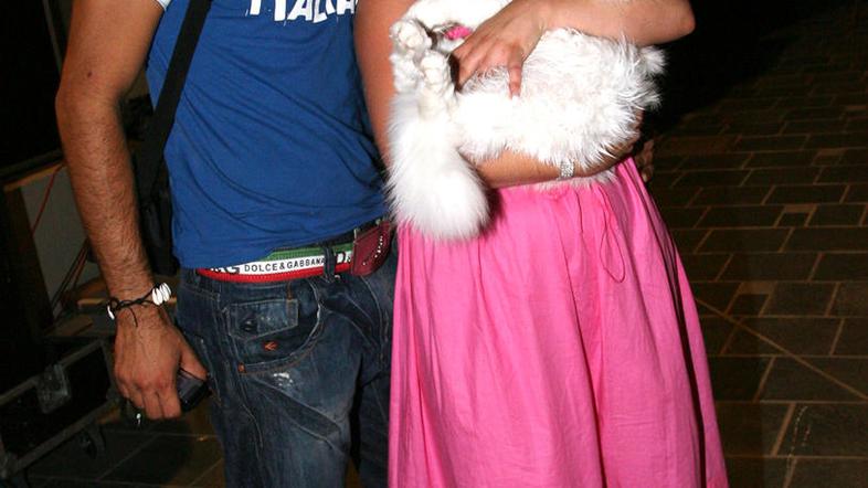 Domen je zgrožen nad Mirninimi izjavami, slednja pa pravi, da o njem nikoli ni g