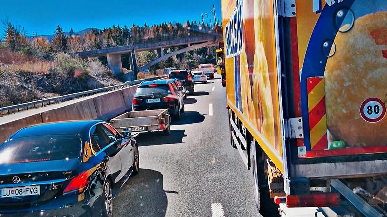 Kolona na primorski avtocesti