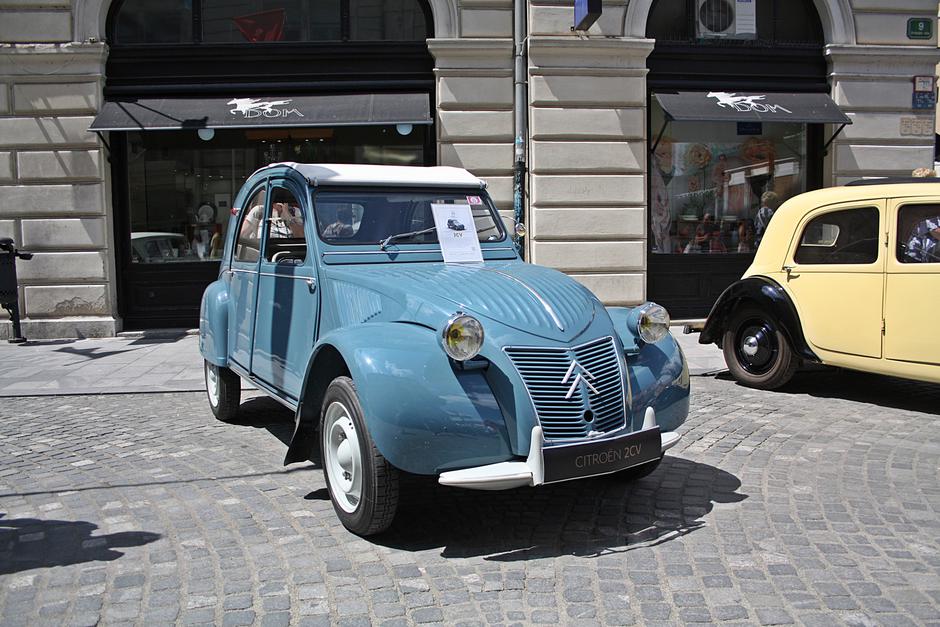 100 let Citroëna na ljubljanskih ulicah | Avtor: Miha Pečoler