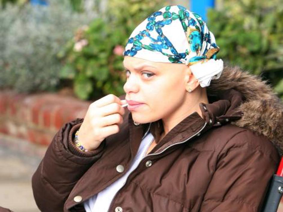 Jade si želi umreti doma zraven svojih sinov.