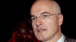 "Ne vidim smisla za nadaljevanje postopka, saj ima Prijatelj dovolj težav," prav