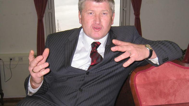 Ferjan ne ve, kdo je izpit dejansko opravljal.