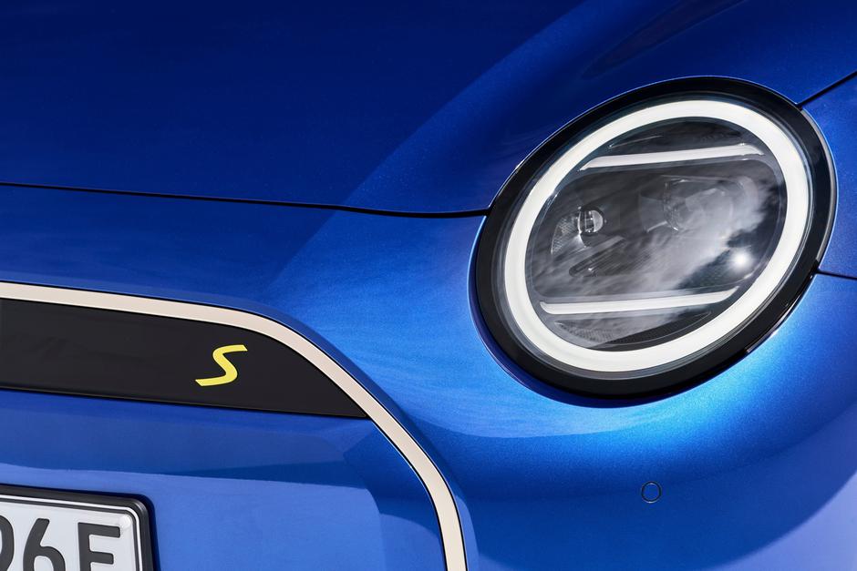 MINI cooper | Avtor: MINI