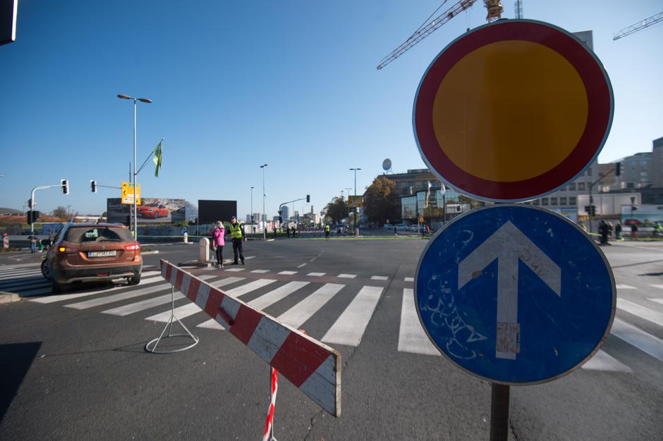 Zapora ceste na 24. Ljubljanskem maratonu | Avtor: Anže Petkovšek