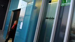 Vse stroške davčne izvršbe plača dolžnik. (Foto: Anže Petkovšek)