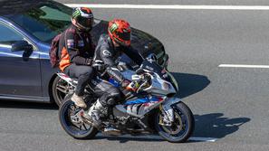 Motorist prehitevanje