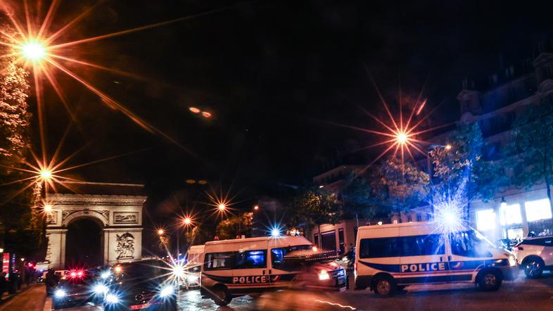 Pariz protesti izgredi Francija