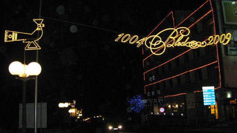 Ljubljanska cesta je letos v znamenju rajske ptice in letnice 1004, prve pisne o