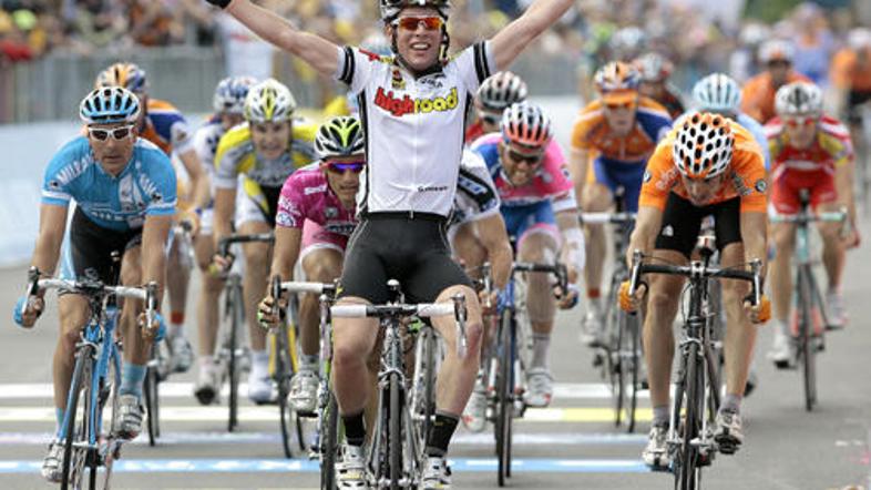 Mark Cavendish se je Danielu Bennatiju oddolžil z zmago.