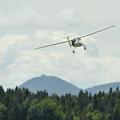 slovenija 26.05.13, Matevz Lenarcic, prihod Matevza Lenarcica, na brnisko letali