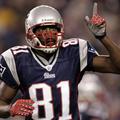 Randy Moss (New England) potrebuje še en ujeti touchdown za izenačenje rekorda.
