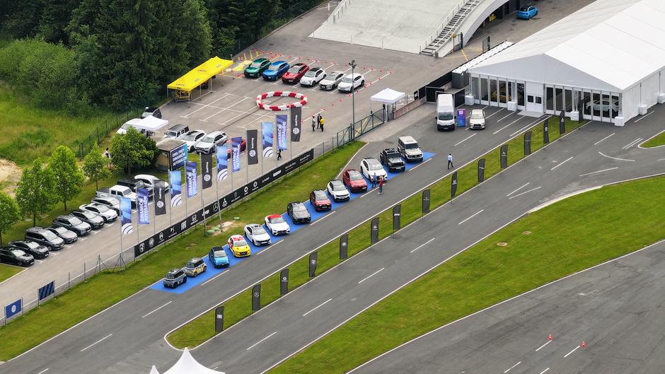 Dinamični avtomobilski salon Emil Frey na Vranskem | Avtor: Emil Frey