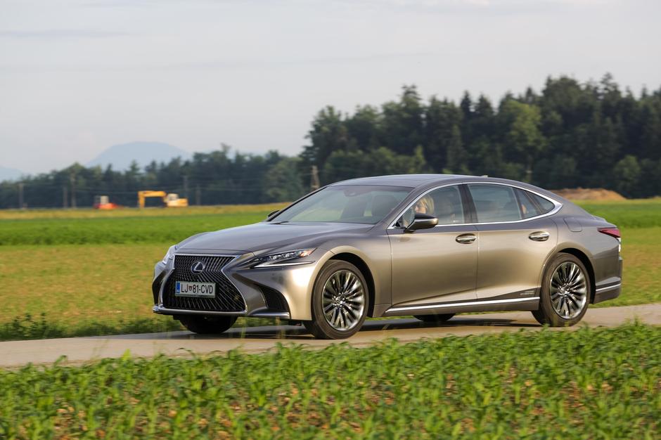 Lexus LS | Avtor: Saša Despot