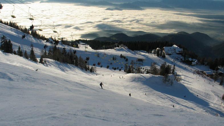 O izginotju je pristojne obvestil drug smučar. (Foto: RTC Krvavec)