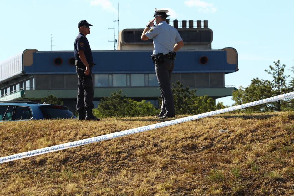 streljanje Izola bolnišnica | Avtor: Dare Čekeliš