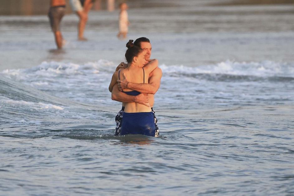 sutton foster, hugh jackman