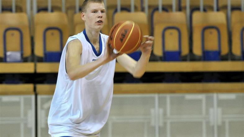 Davis Bertans, prvi trening Olimpije