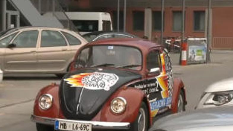 Z volkswagnom naokrog po Ljubljani. (Foto: YouTube)