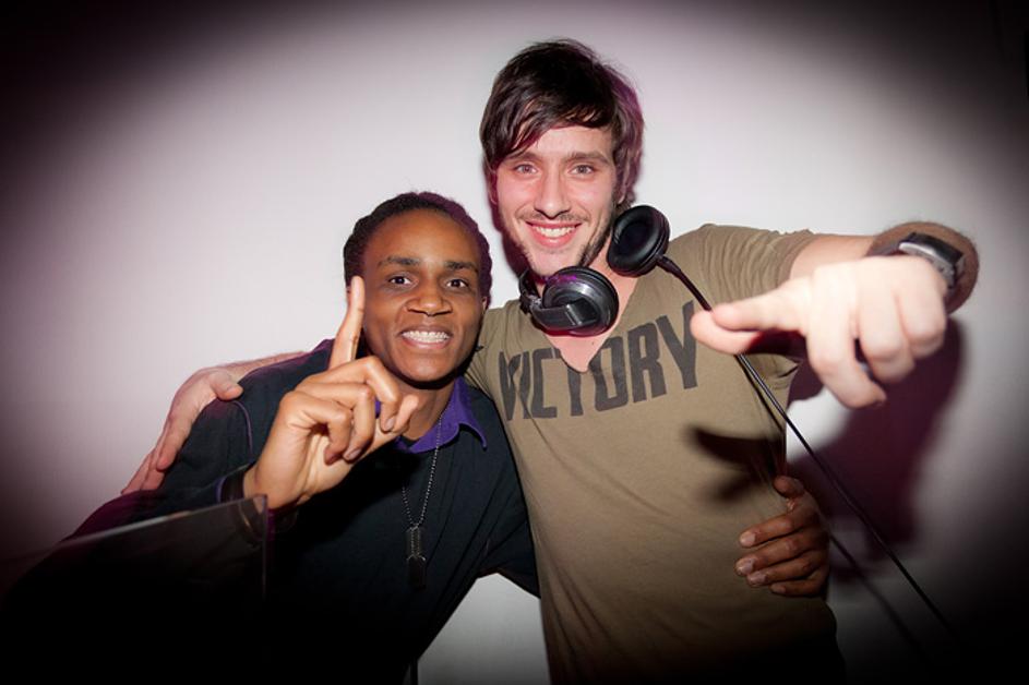 Top klubčkanje nad mestom