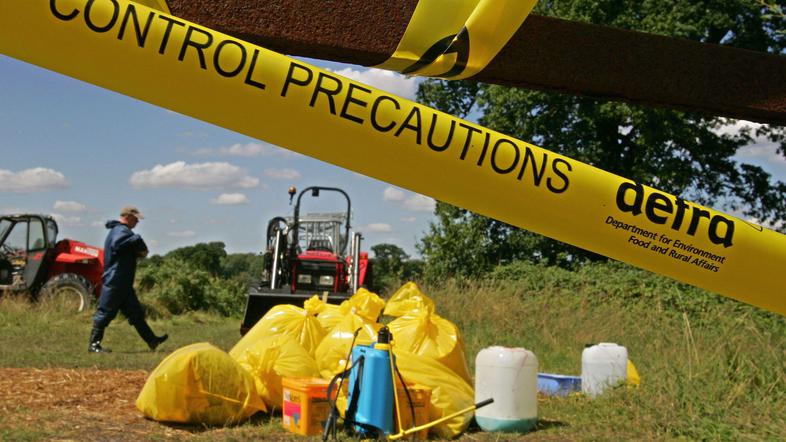 Izbruh bolezni bi lahko povzročilo uhajanje virusa iz laboratorija.