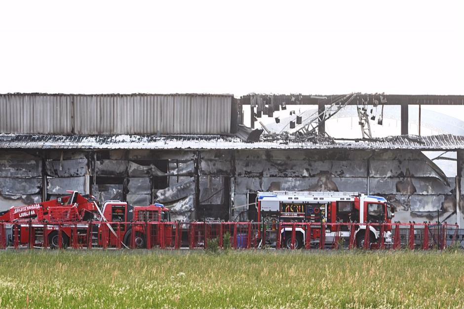 po požaru zalog | Avtor: Saša Despot