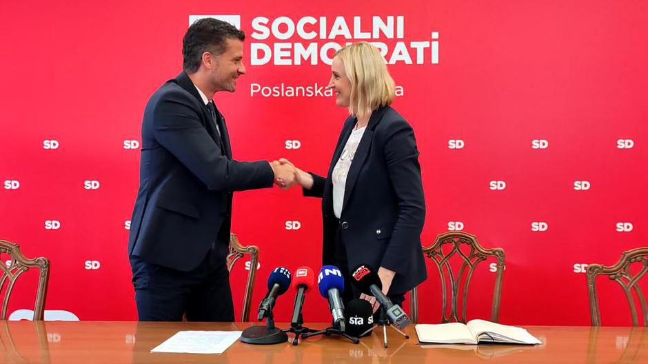 Mojca Šetinc Pašek in Jani Prednik | Avtor: Zajem zaslona/STA