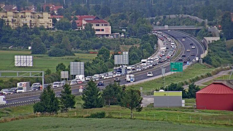 Zastoj na avtocesti, Postojna