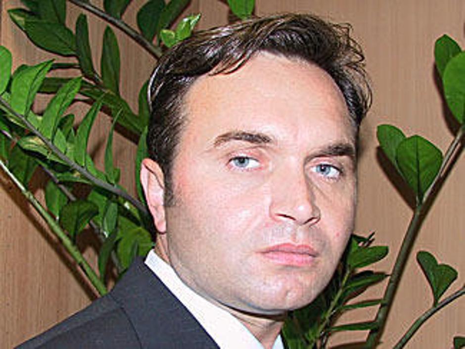 Magister Zijad Bećirović je direktor Mednarodnega inštituta za bližnjevzhodne in | Avtor: Žurnal24 main