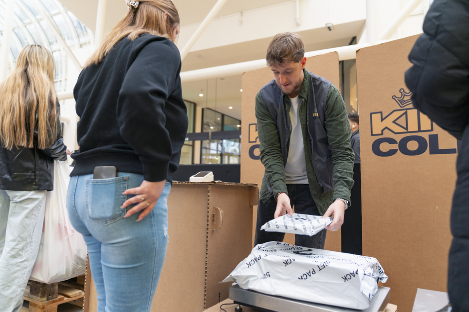 Izgubljeni paketi | Avtor: King Colis