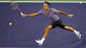 Roger Federer je že drugič v zadnjih 14 dneh predlagal, da bi podaljšali premor 