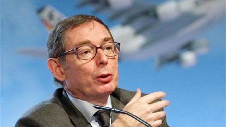 Noel Forgeard, nekdanji prvi mož koncerna EADS je obtožbe že zanikal.