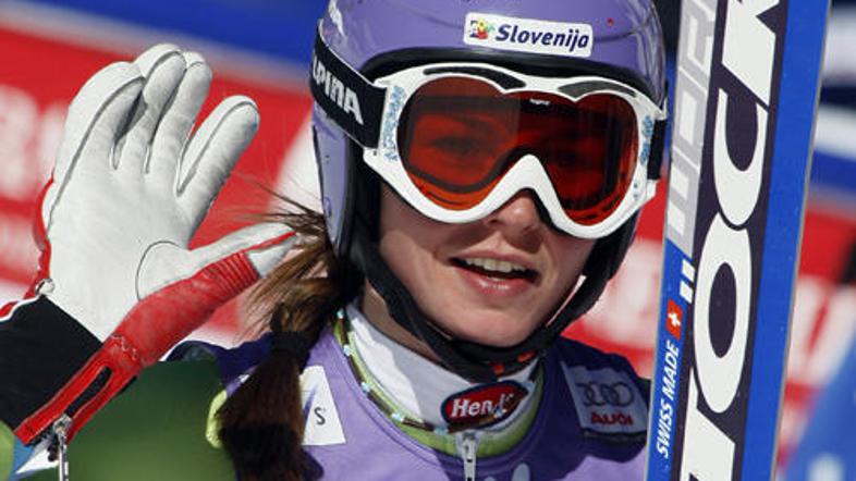 To je Tina, 12. v Leviju; v dodani galeriji pa so najboljše tri prvega slaloma. 