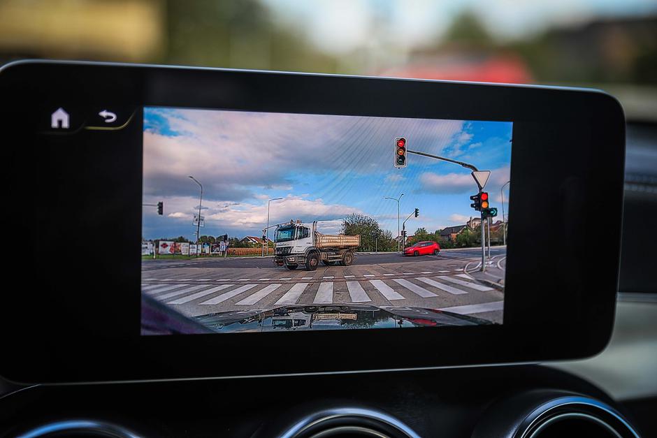 Mercedes-Benz GLC kamera | Avtor: Saša Despot