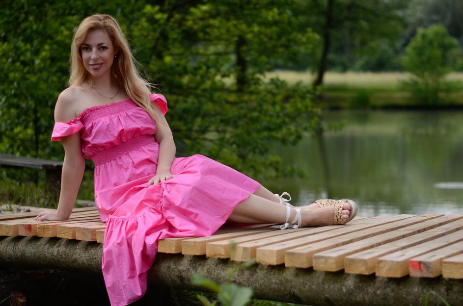 Ana Tavčar