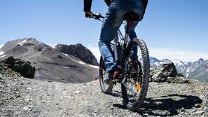 E-kolo, kolesarjenje, kolo