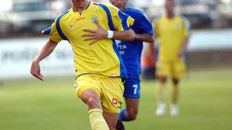 Varga (na sliki) in Lo Duca si bosta morala poiskati nov klub.