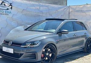 VW Golf 2.0 GTI TCR-AKRAPOVIČ-ALCANTARA-LED-PANO-ACC