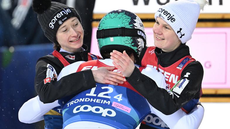 smučarski skoki, mešana ekipa