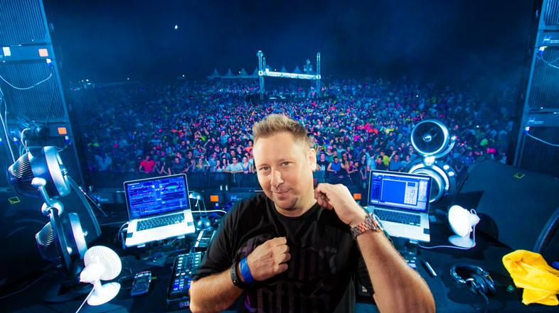 Žur z razlogom DJ Umek