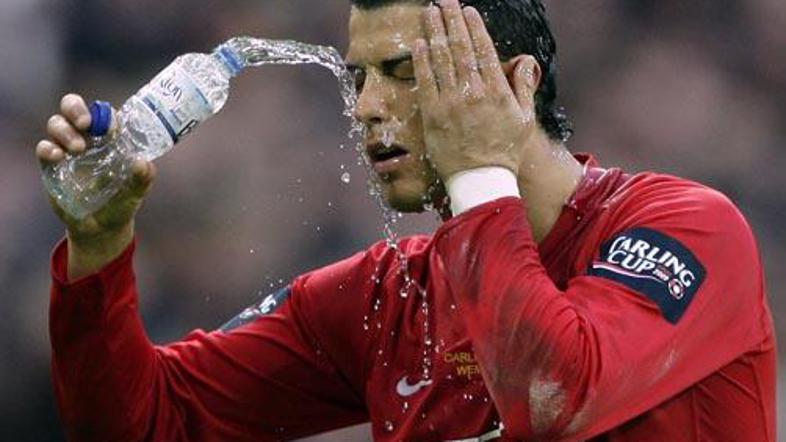 Cristiano Ronaldo ni tako samozavesten, kot se zdi na prvi pogled.