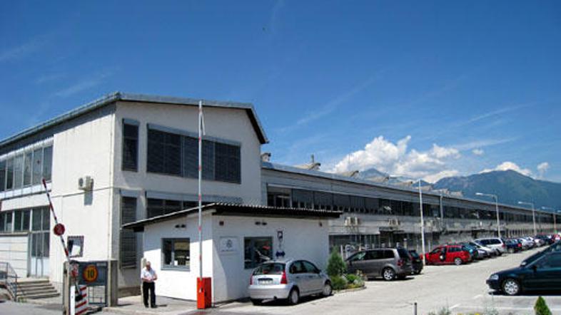 Do torka je bilo izplačanih 77 odstotkov odpravnin.