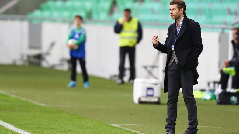 (Olimpija - Domžale) pokal Luka Elsner