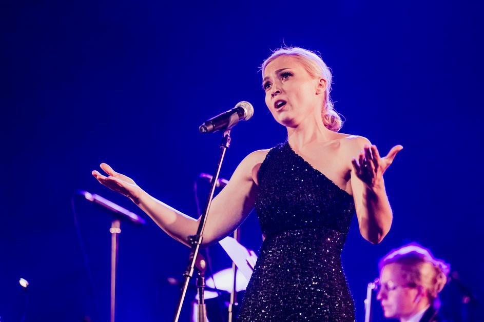 Eva Černe Avbelj