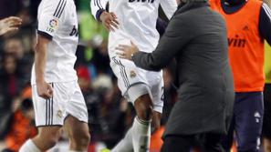 Alonso Varane Mourinho Pepe Barcelona Real Madrid