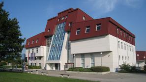 gorenjska01.09.08...kranj...fakulteta za organizacijske vede...fov...foto: iztok