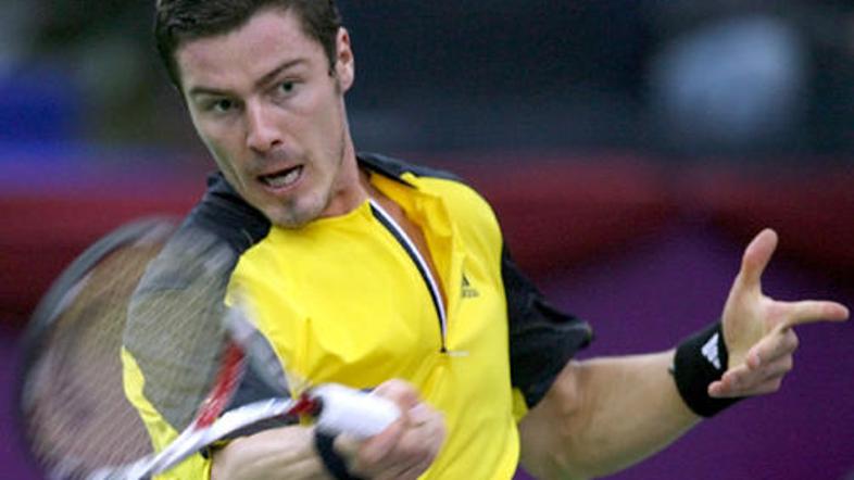 Marat Safin je moral že v 1. kolu končati nastop na turnirju, na katerem je trik