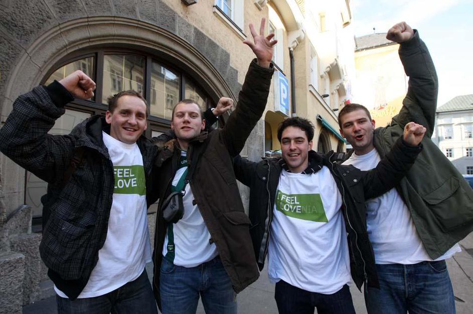 Slovenija EP 2010 Innsbruck  navijači