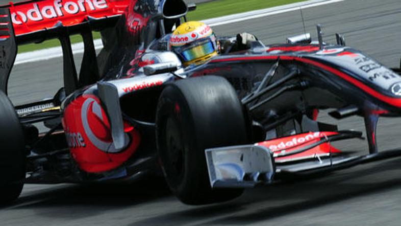 Lewis Hamilton (McLaren Mercedes) je na zadnji dirki po startu dobro unovčil Ker